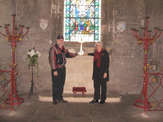 ScotlandRrosslynChapelMarkAndreaPinkham.jpg (51117 bytes)